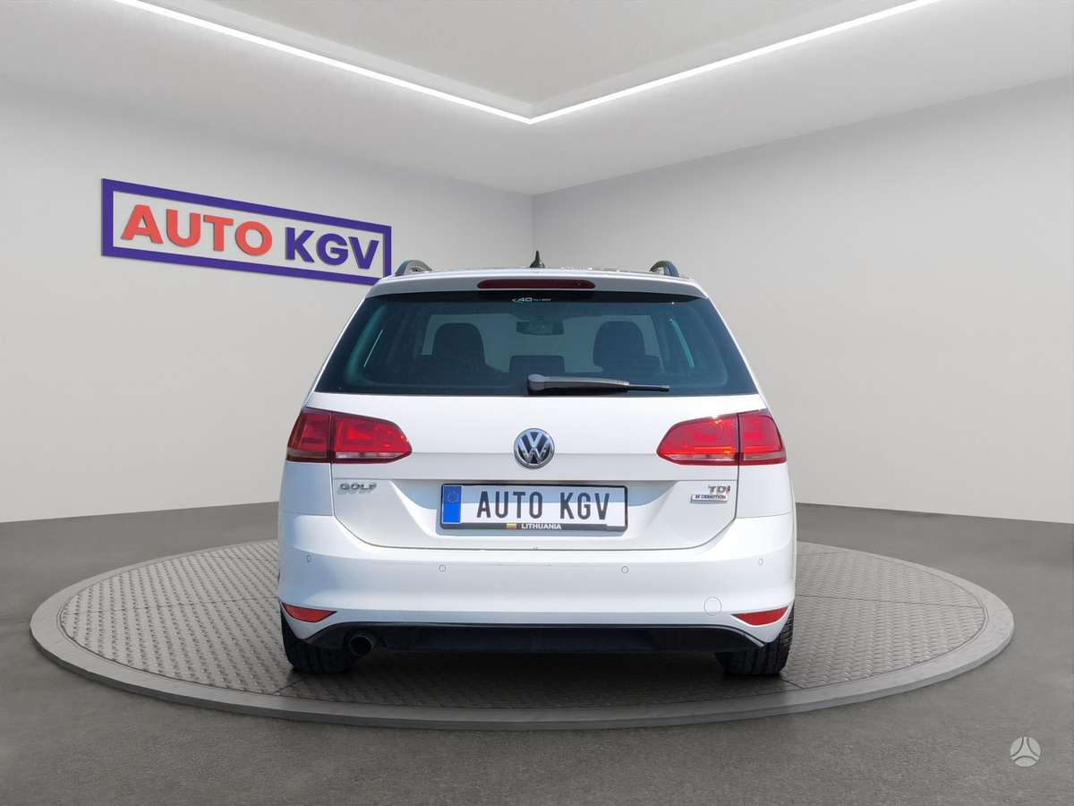 Volkswagen Golf - 4