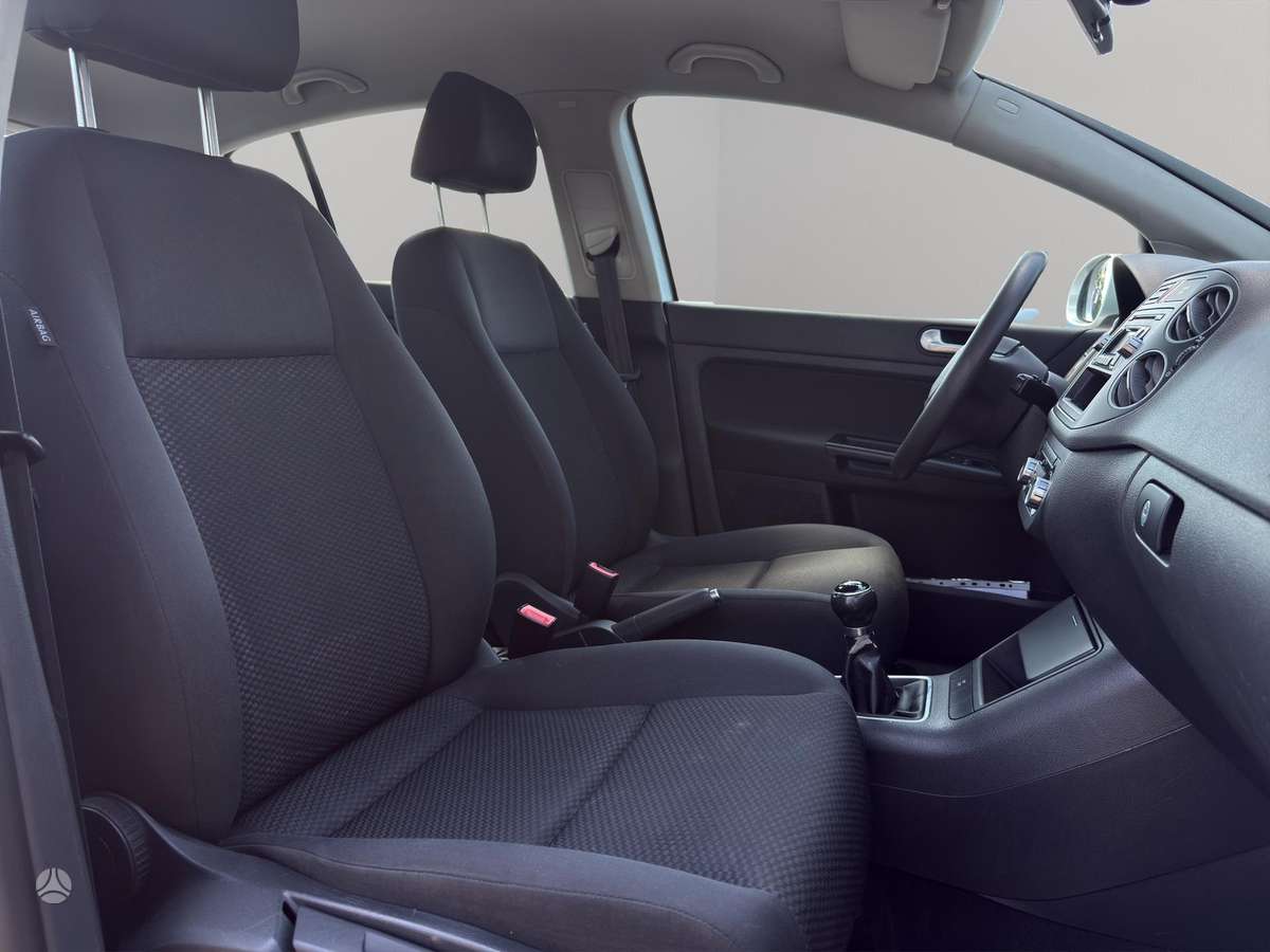 Volkswagen Golf Plus - 8