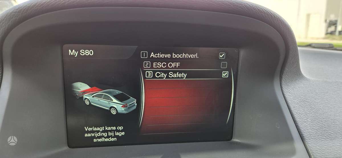 Volvo S80, 2.0 l., Седан