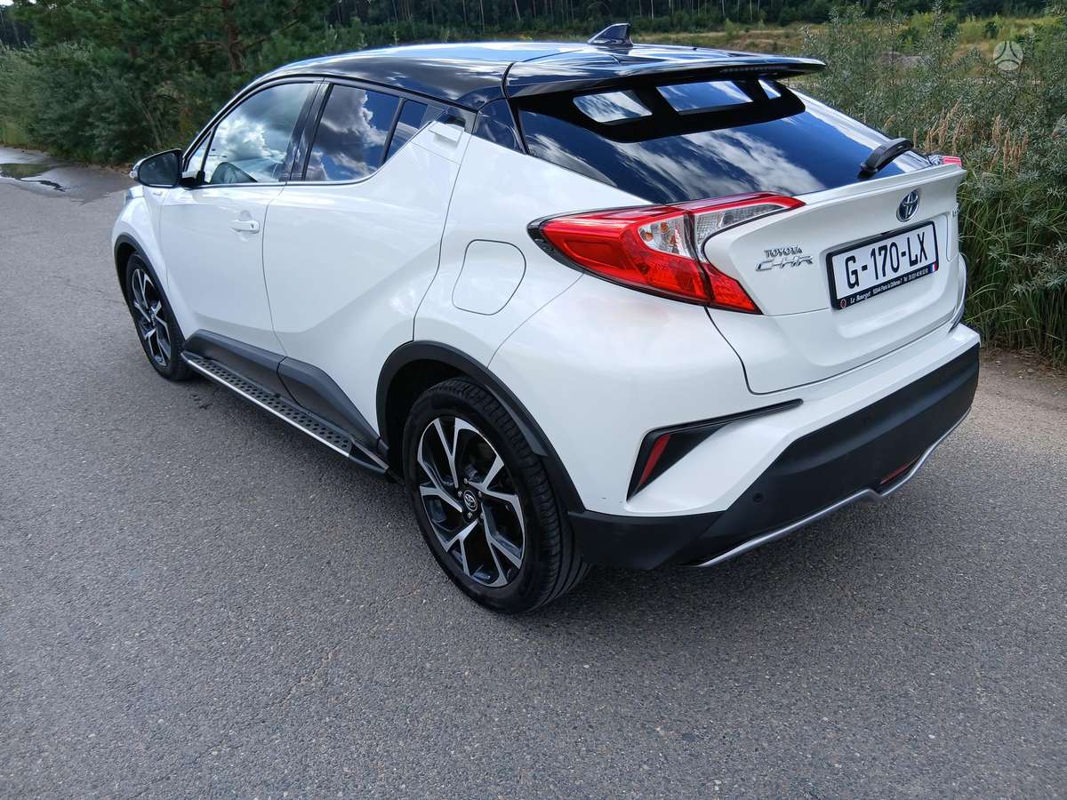 Toyota C-HR - 3