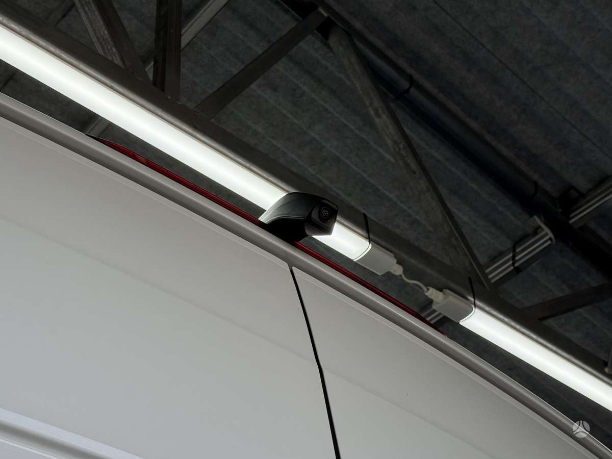Volkswagen Crafter - 9