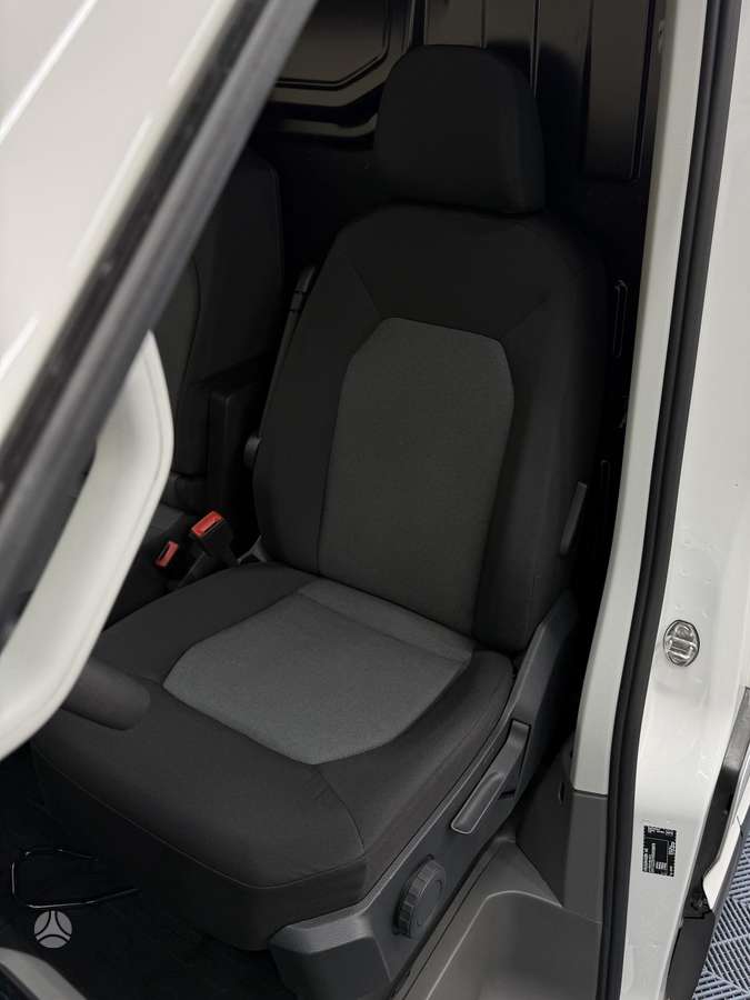 Volkswagen Crafter - 11