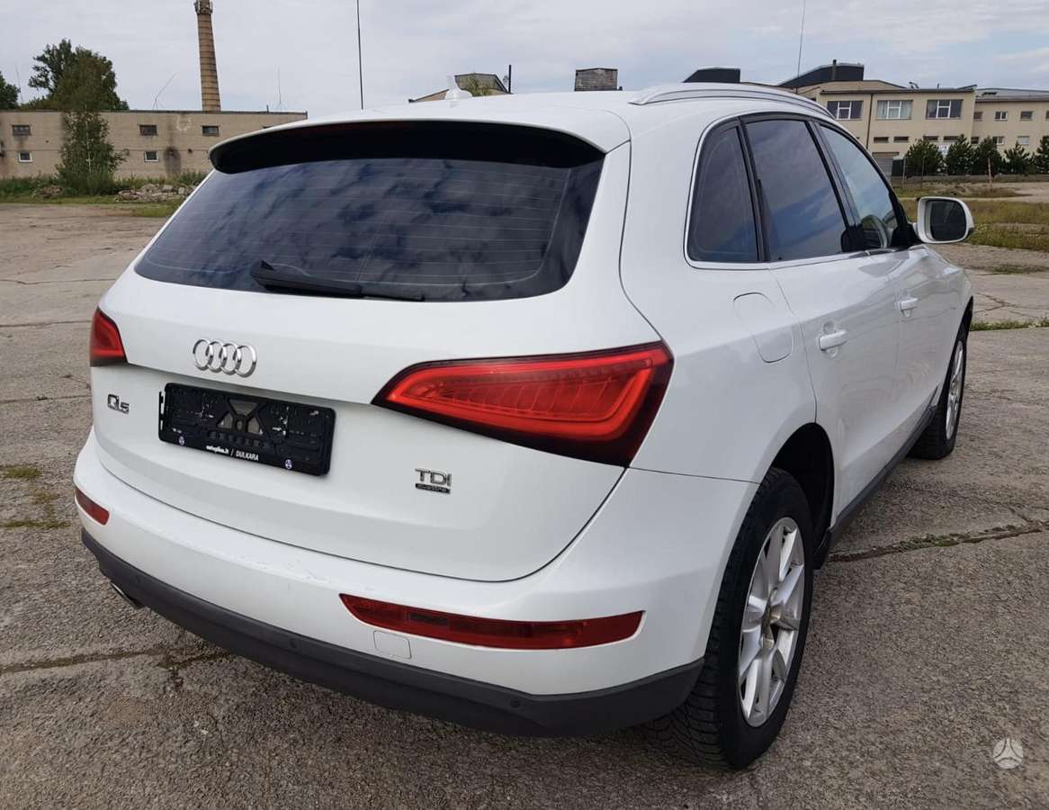 Audi Q5, 2.0 l., Внедорожник / Кроссовер
