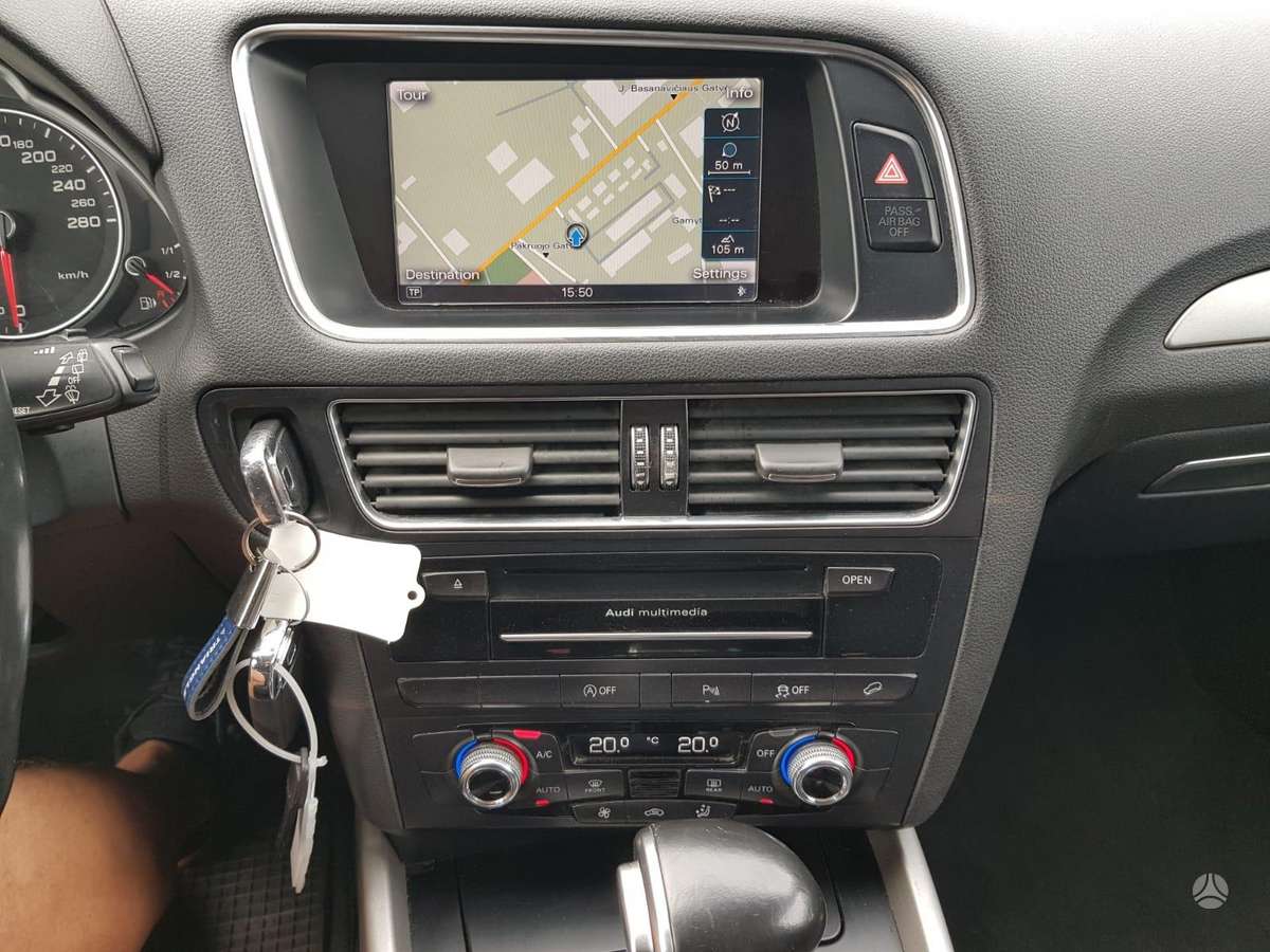 Audi Q5, 2.0 l., Внедорожник / Кроссовер