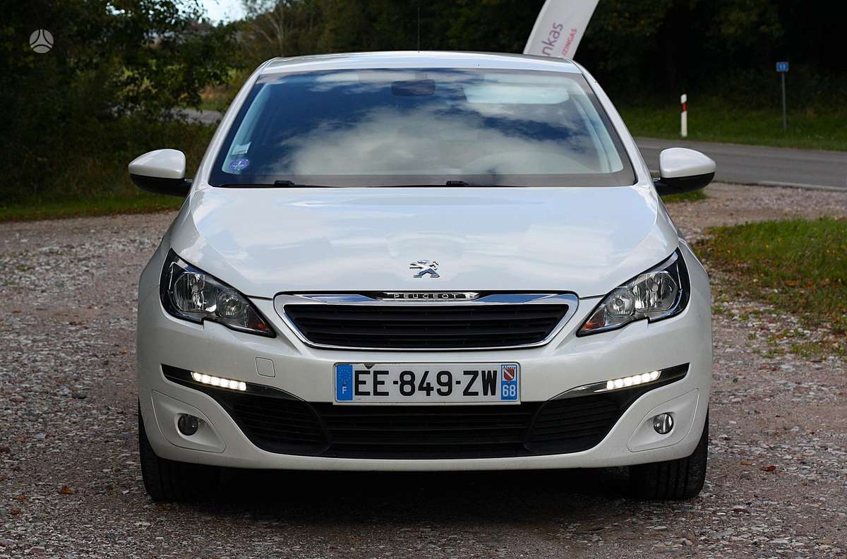 Peugeot 308, 1.2 l., hatchback