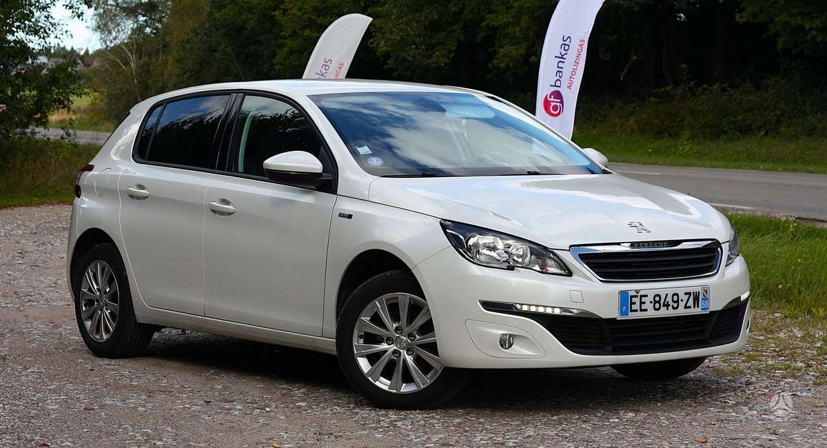 Peugeot 308, 1.2 l., hatchback
