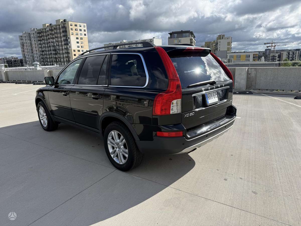 Volvo XC90 - 5