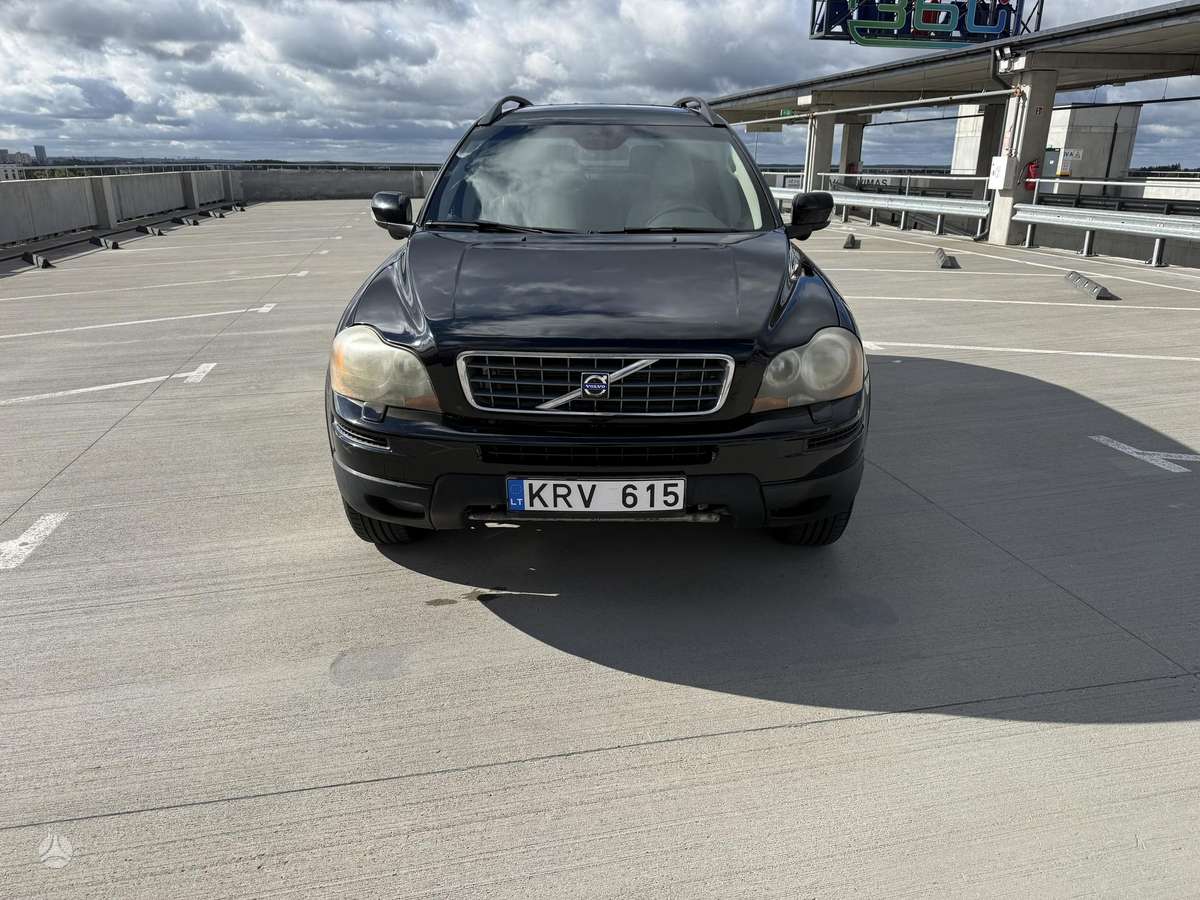 Volvo XC90 - 8