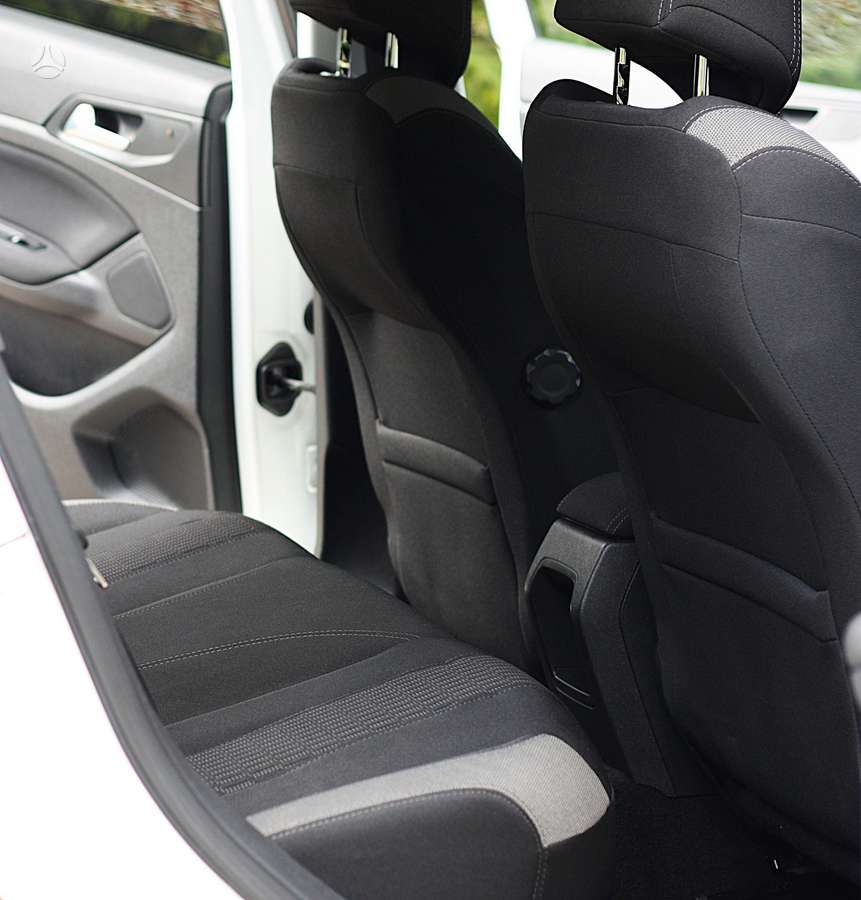 Peugeot 308, 1.2 l., hatchback