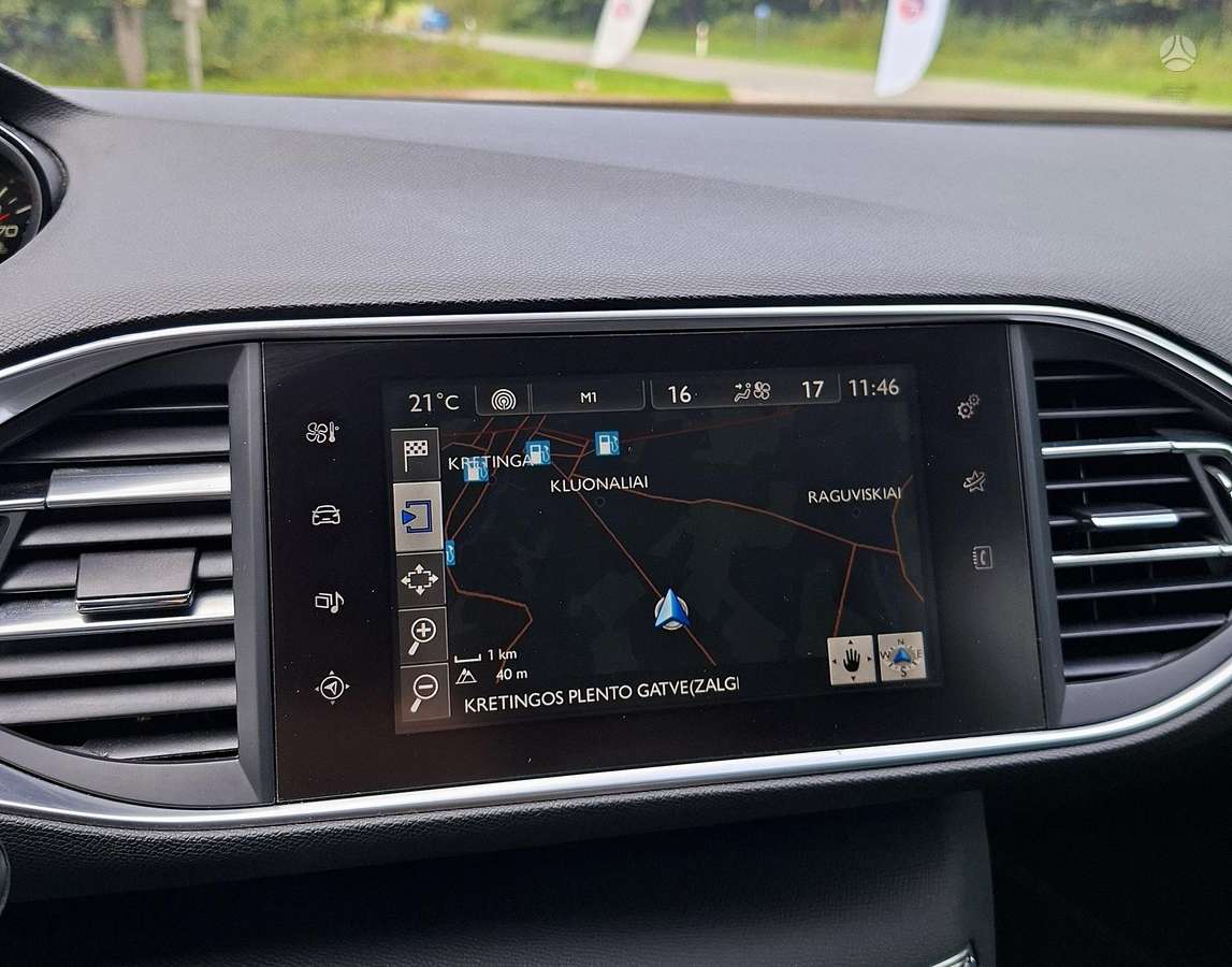 Peugeot 308, 1.2 l., hatchback