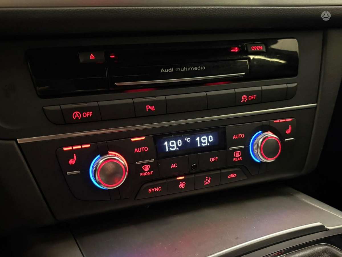 Audi A6, 3.0 l., universalas