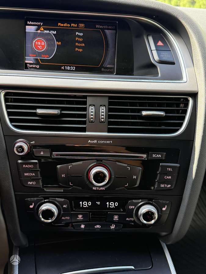 Audi A4, 2.0 l., Универсал