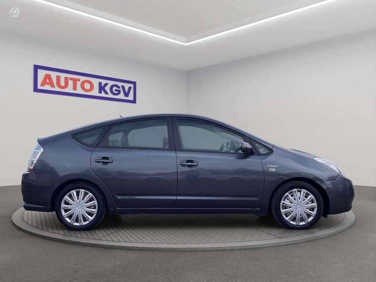 Toyota Prius - 6