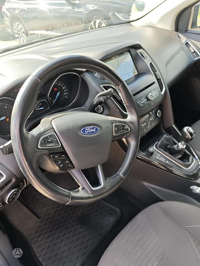 Ford Focus, 1.5 l., Хэтчбек