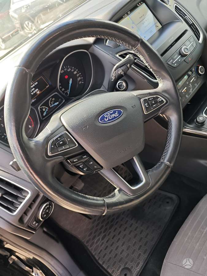 Ford Focus, 1.5 l., Хэтчбек