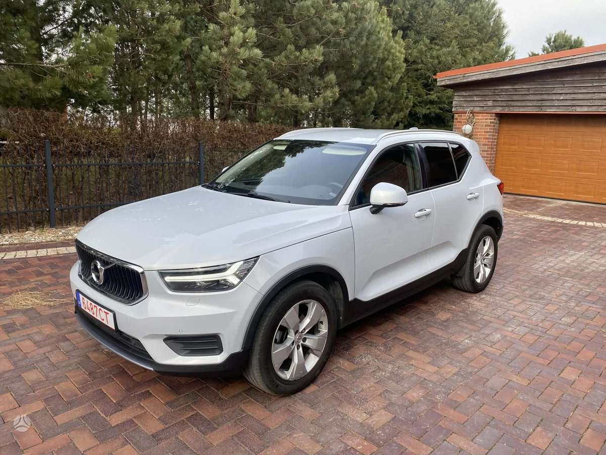 Volvo XC40 - 3