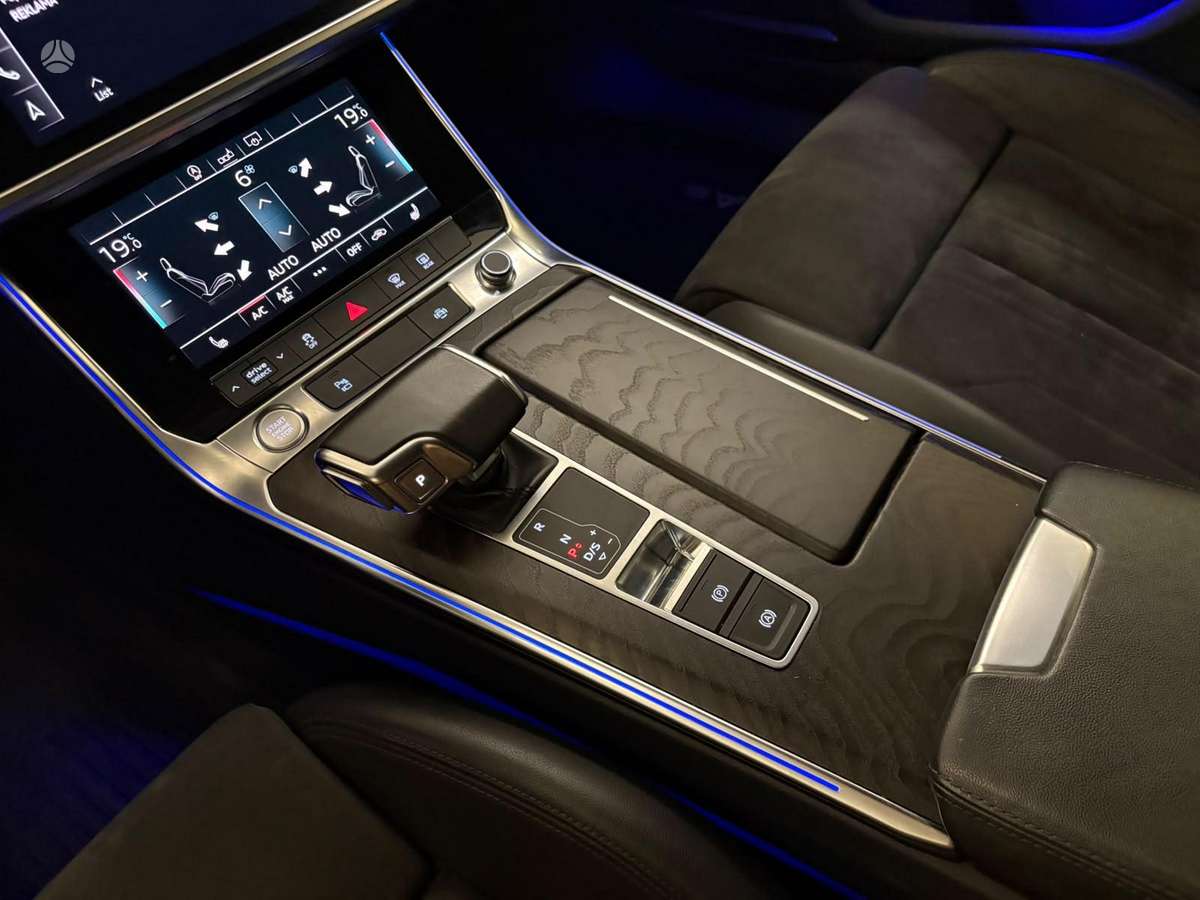 Audi A6, 2.0 l., Универсал