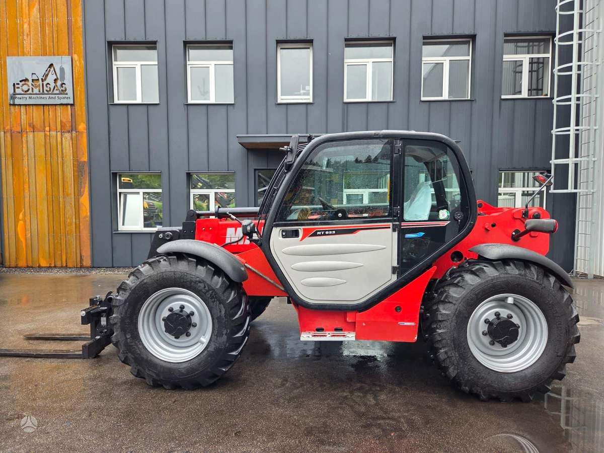 Manitou MT933, telescopic handler