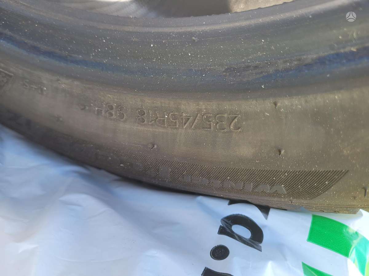 Hankook, зимние 235/45 R18