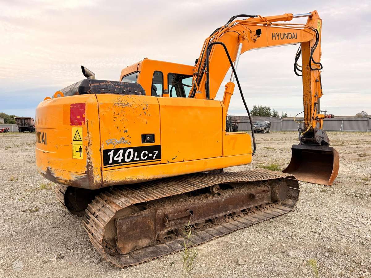 Hyundai Robex 140 LC-7, экскаваторы