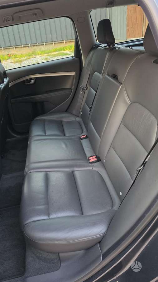 Volvo V70, 2.0 l., Универсал