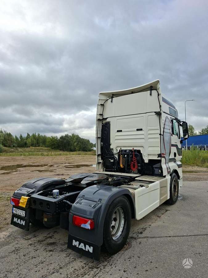 MAN TGX, 1 miegamoji vieta