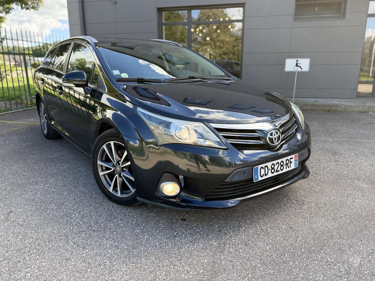 Toyota Avensis - 7