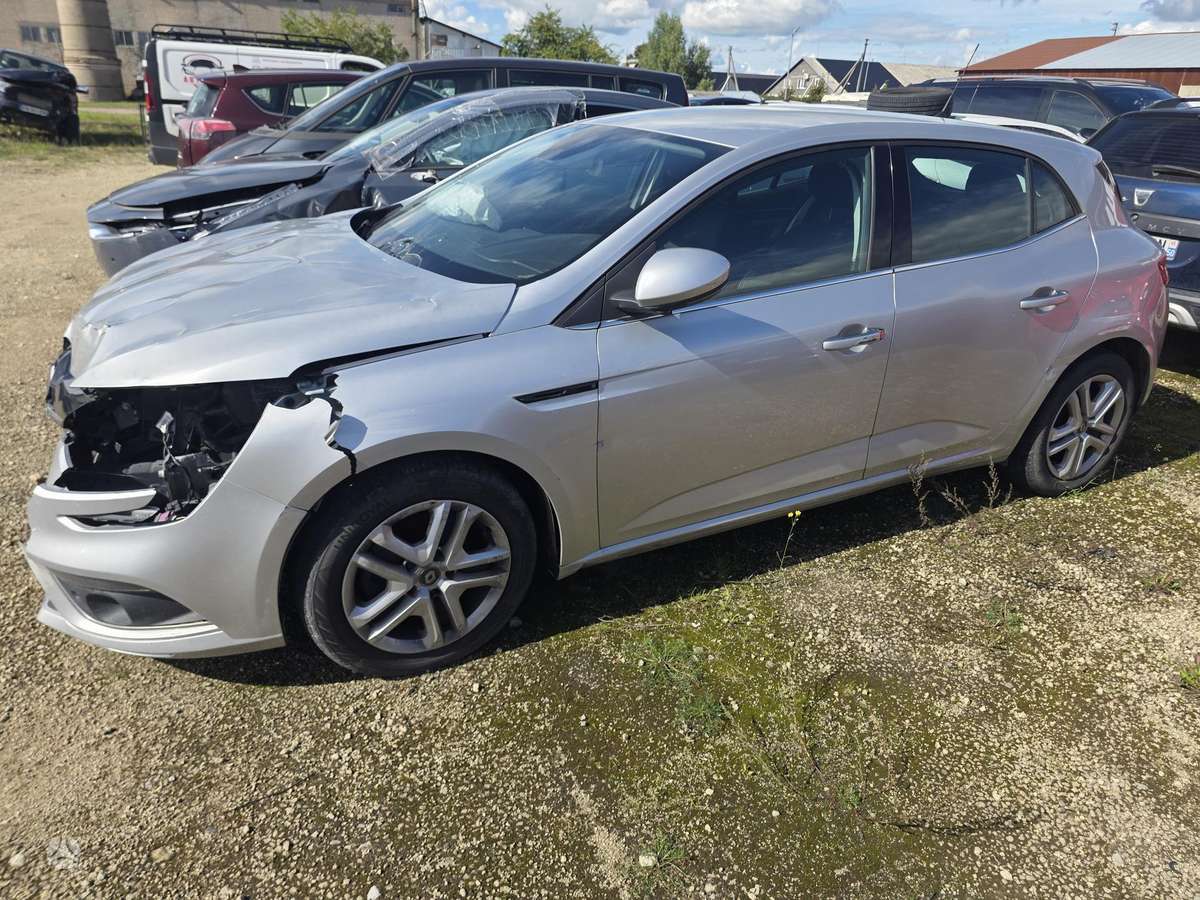 Renault Megane - 5