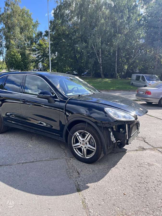 Porsche Cayenne - 5