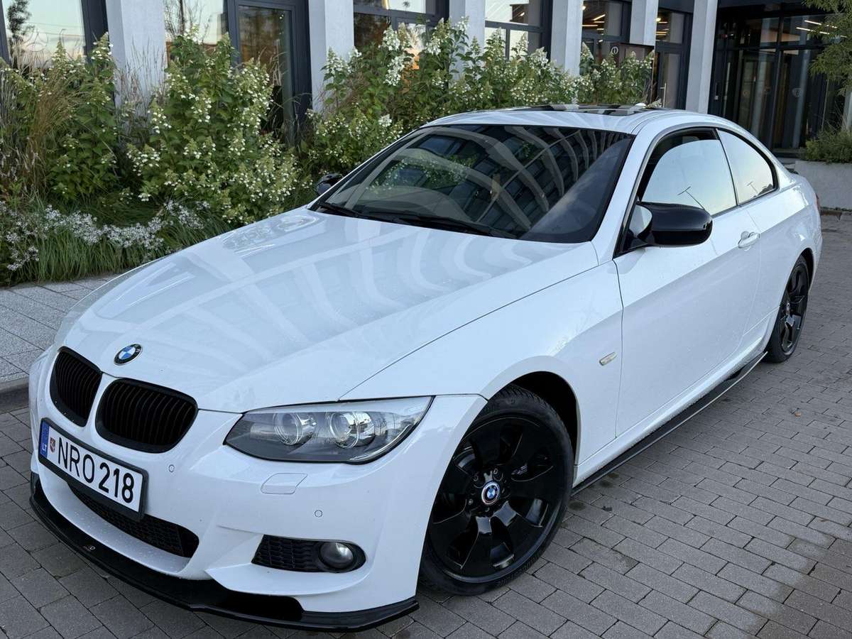 BMW 330, Купе (coupe)