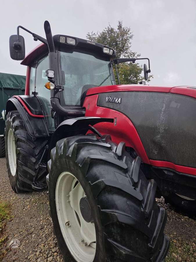 Valtra T131h, tractors