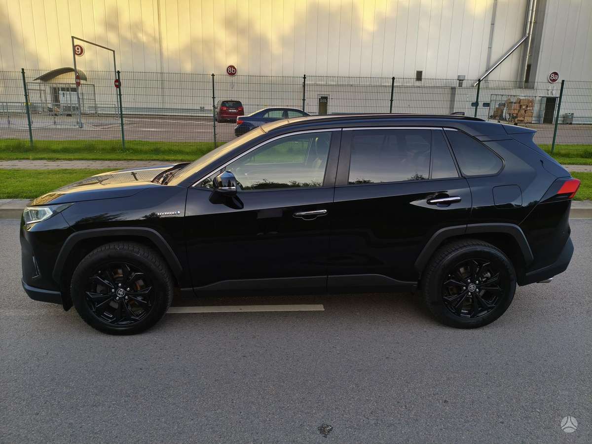 Toyota RAV4 - 7