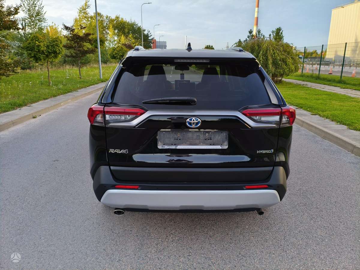 Toyota RAV4 - 5