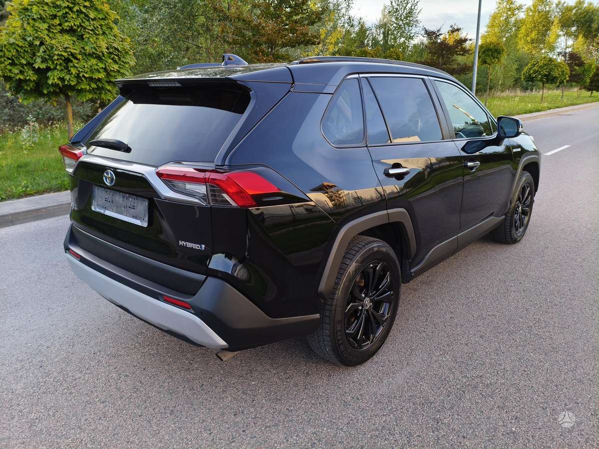 Toyota RAV4 - 4