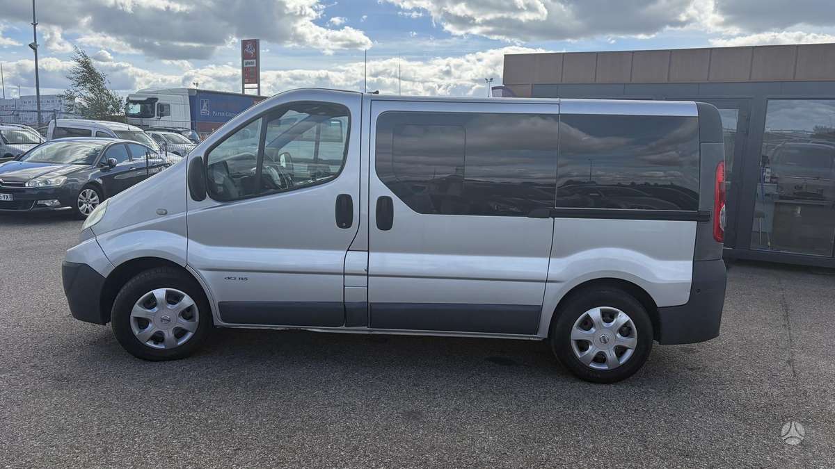 Renault Trafic - 4