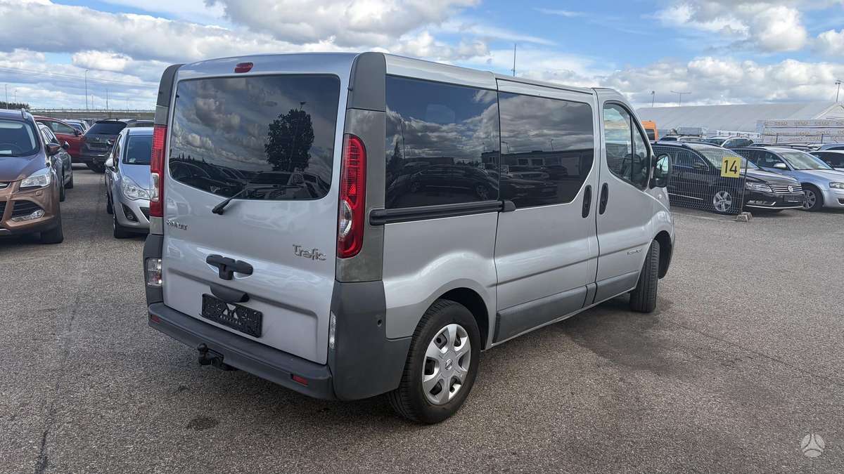 Renault Trafic - 7