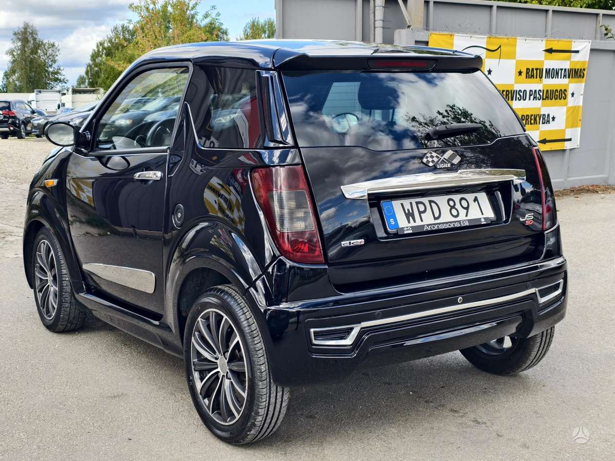 Ligier JS50, 0.5 l., hatchback