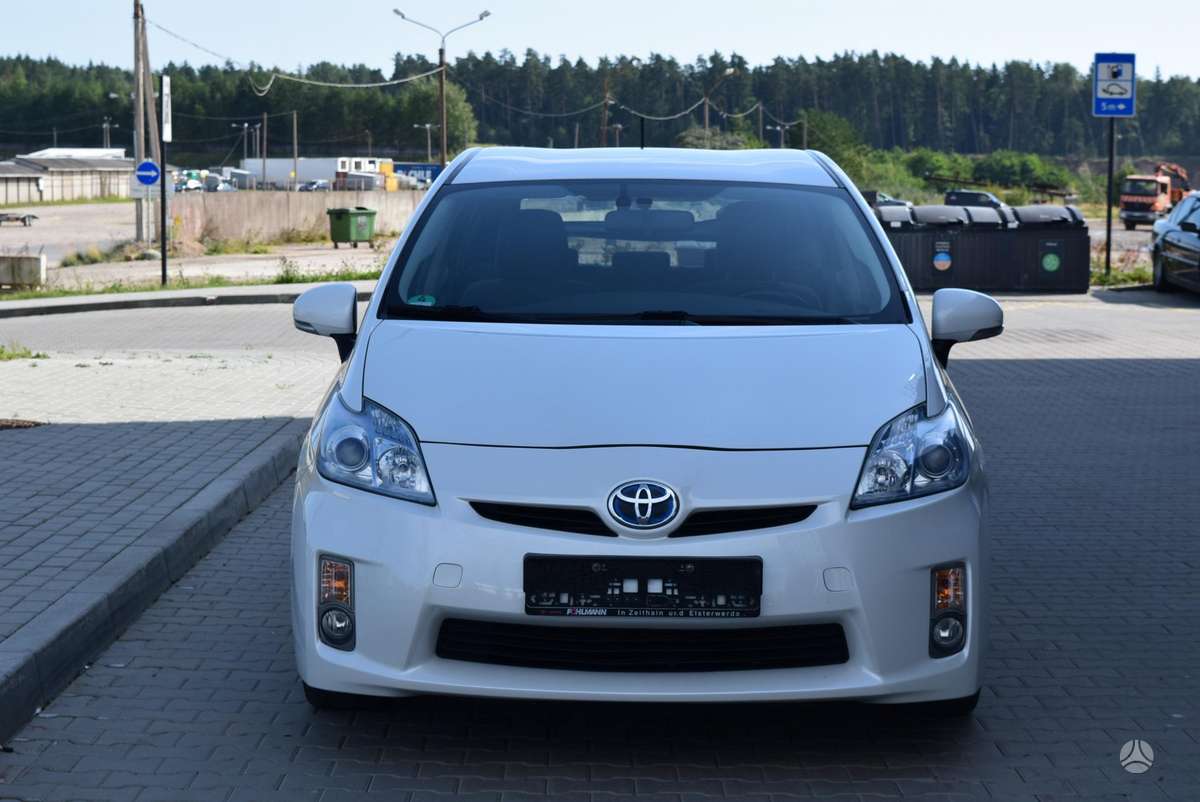 Toyota Prius - 2