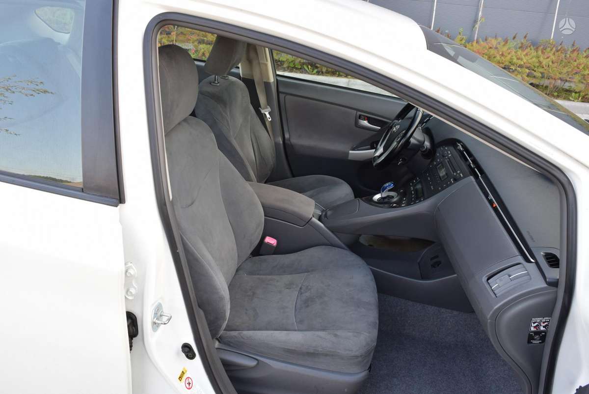 Toyota Prius - 7