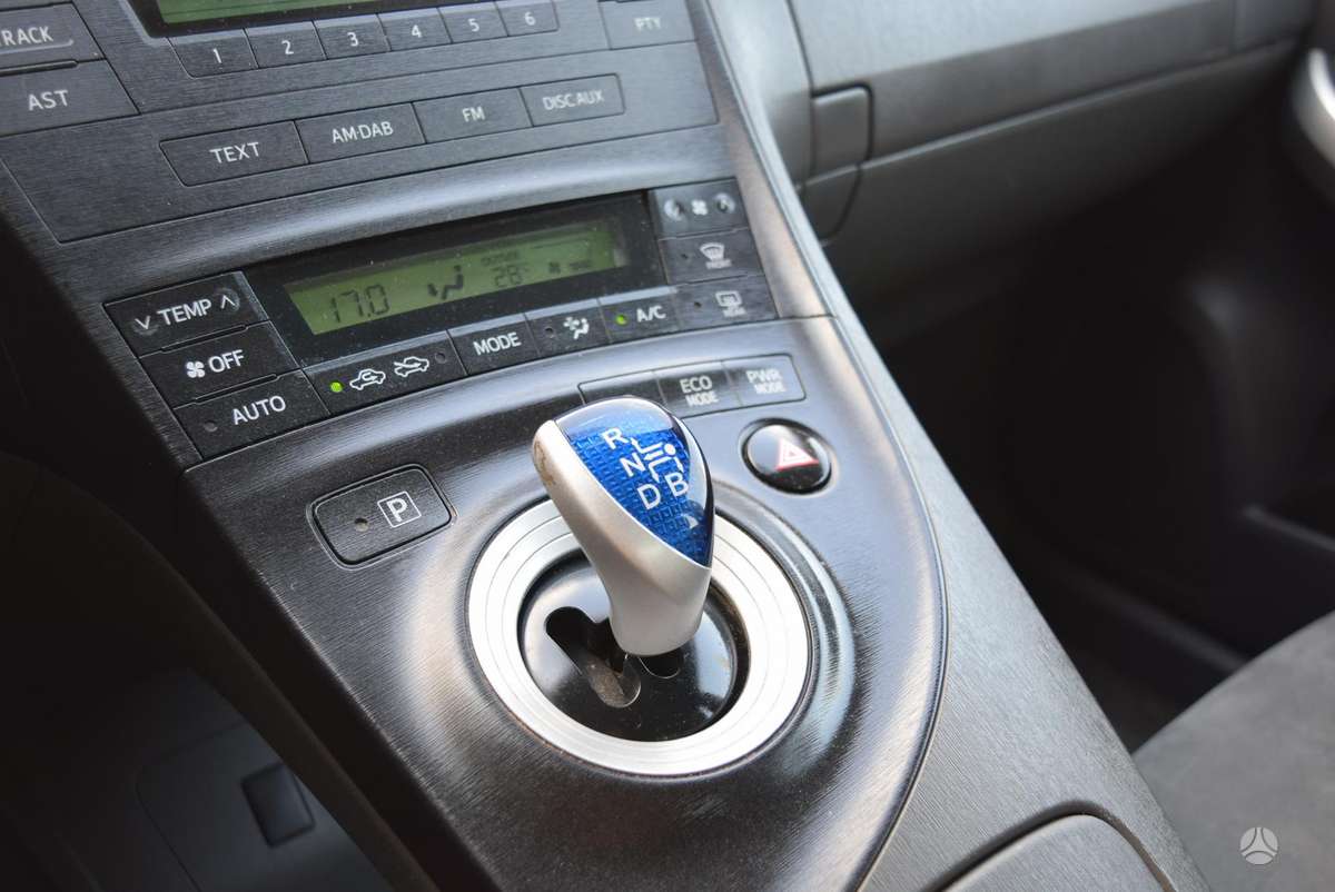 Toyota Prius - 11