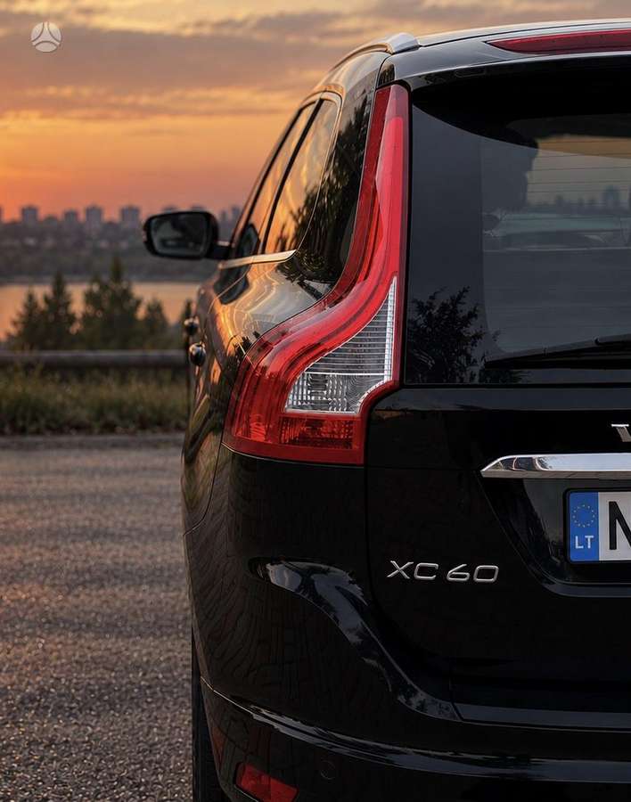 Volvo XC60 - 8
