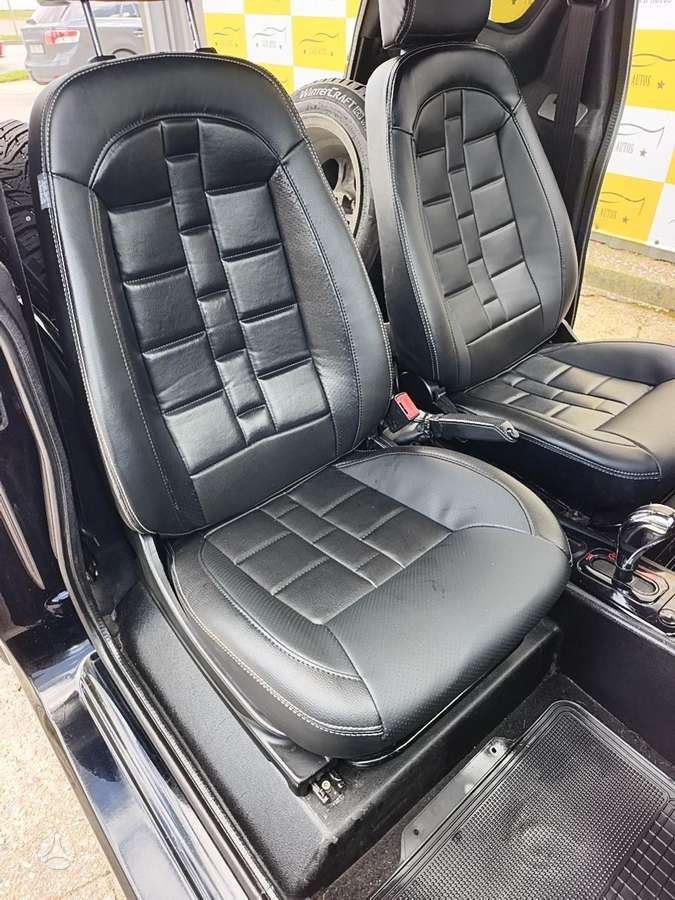 Ligier JS50, 0.5 l., hatchback