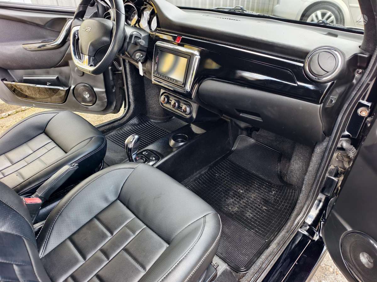 Ligier JS50, 0.5 l., hatchback
