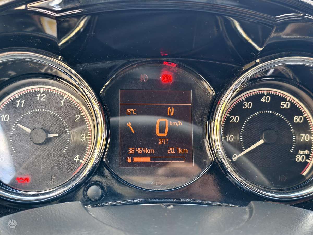 Ligier JS50, 0.5 l., hatchback