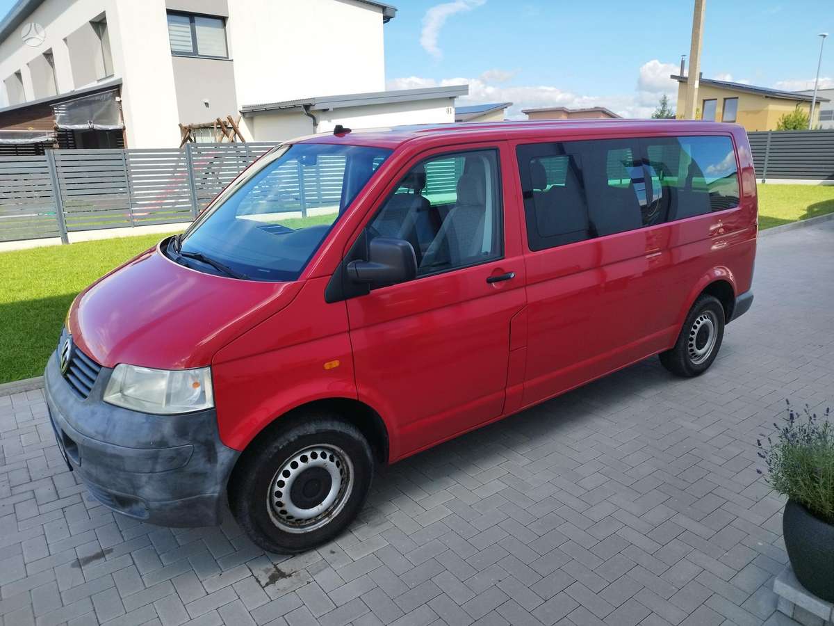 Volkswagen Transporter - 1