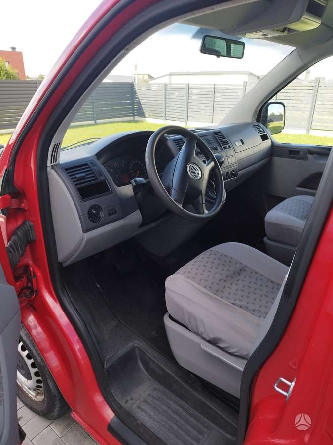 Volkswagen Transporter - 12