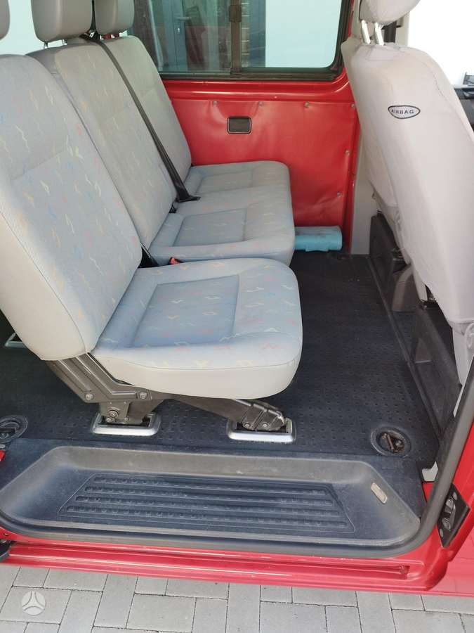 Volkswagen Transporter - 9
