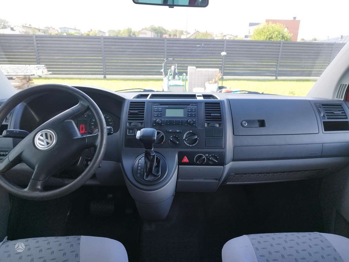Volkswagen Transporter - 10