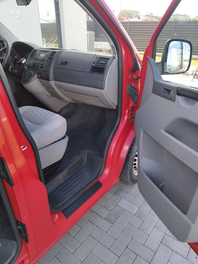 Volkswagen Transporter - 11