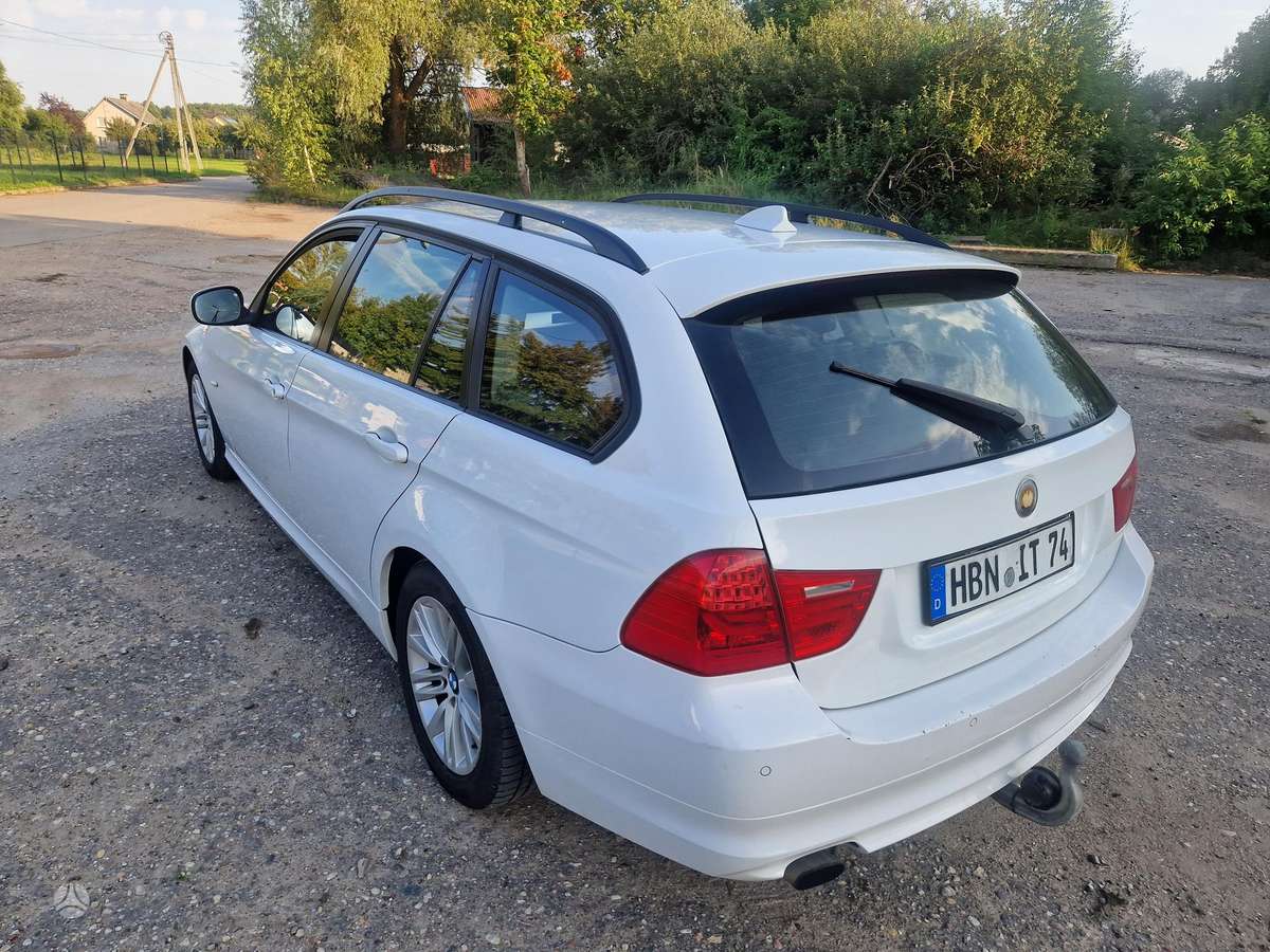 BMW 318, 2.0 l., wagon